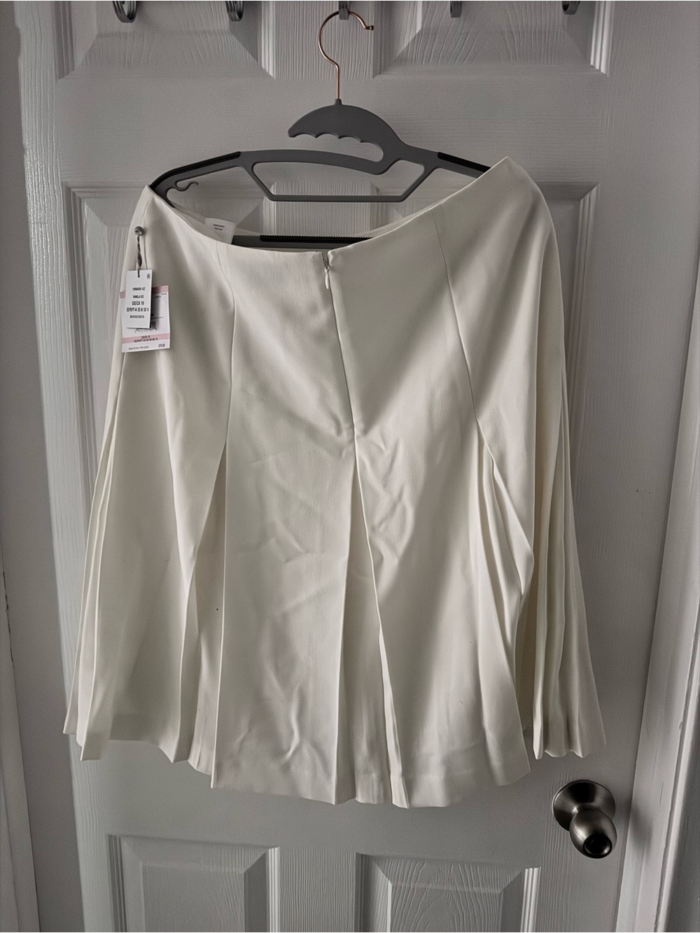 Kasper Cream Circle Skirt with Soft Pleats